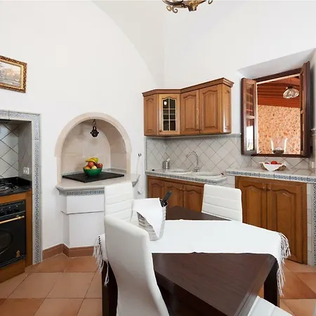 Son Moll Villa Petra (Mallorca)
