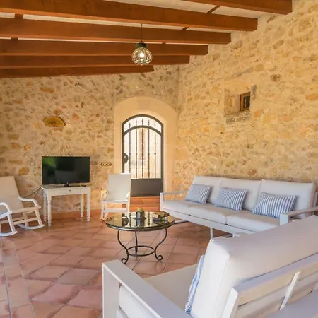 Son Moll Villa *